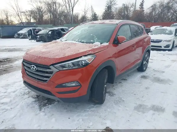 KM8J33A28GU200488 2016 HYUNDAI TUCSON - Image 2