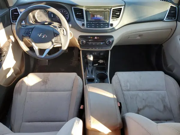 KM8J33A28GU204248 2016 HYUNDAI TUCSON - Image 8