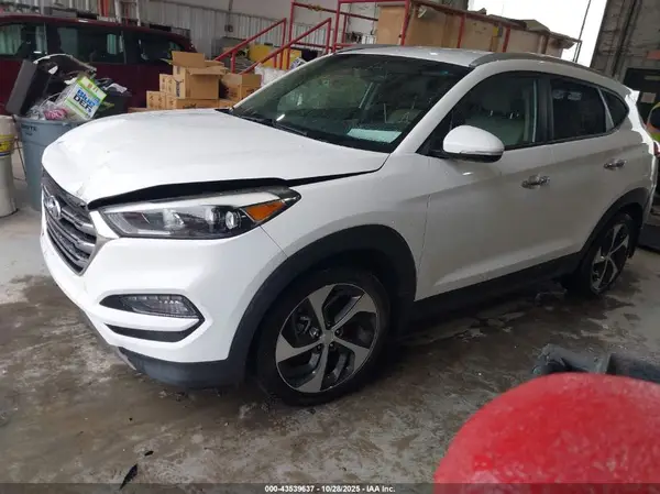 KM8J33A28GU208610 2016 HYUNDAI TUCSON - Image 2