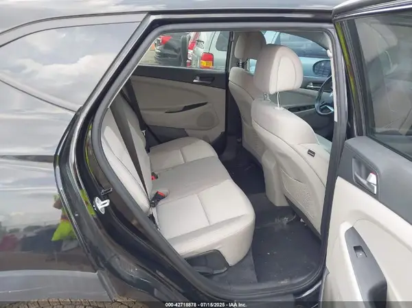 KM8J33A28GU211538 2016 HYUNDAI TUCSON - Image 8