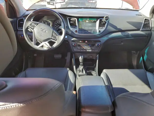 KM8J33A28GU215850 2016 HYUNDAI TUCSON - Image 8
