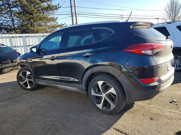 KM8J33A28GU220904 2016 HYUNDAI TUCSON - Image 2