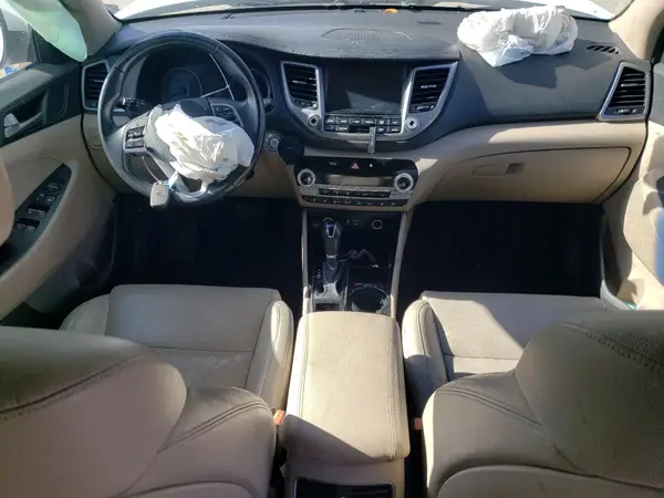 KM8J33A28GU247679 2016 HYUNDAI TUCSON - Image 8