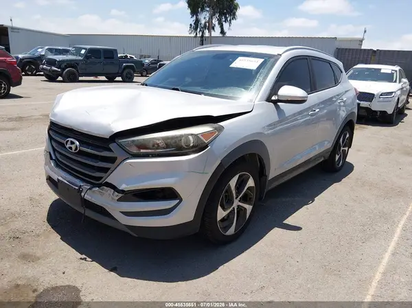 KM8J33A28GU263347 2016 HYUNDAI TUCSON - Image 2