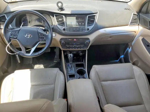 KM8J33A28GU268693 2016 HYUNDAI TUCSON - Image 8