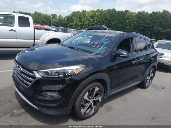 KM8J33A28HU284751 2017 HYUNDAI TUCSON - Image 2