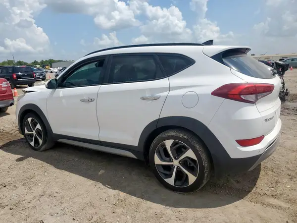 KM8J33A28HU293546 2017 HYUNDAI TUCSON - Image 2