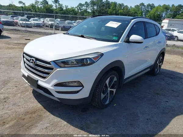 KM8J33A28HU303377 2017 HYUNDAI TUCSON - Image 2