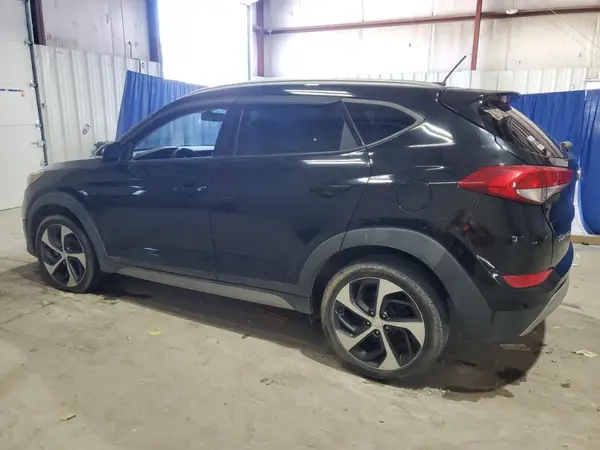 KM8J33A28HU319479 2017 HYUNDAI TUCSON - Image 2