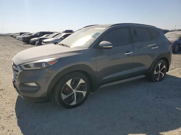 KM8J33A28HU371193 2017 HYUNDAI TUCSON - Image 1