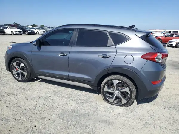 KM8J33A28HU371193 2017 HYUNDAI TUCSON - Image 2