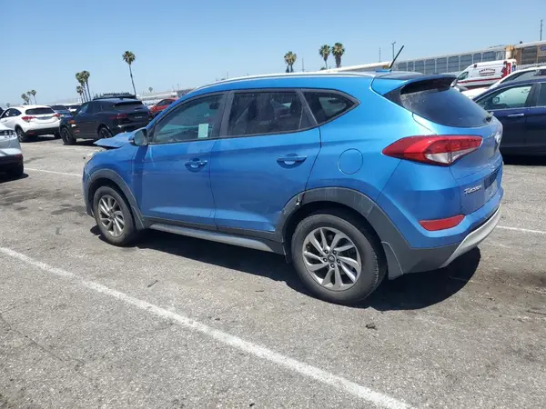 KM8J33A28HU373798 2017 HYUNDAI TUCSON - Image 2