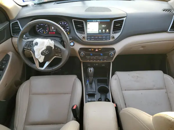 KM8J33A28HU378418 2017 HYUNDAI TUCSON - Image 8