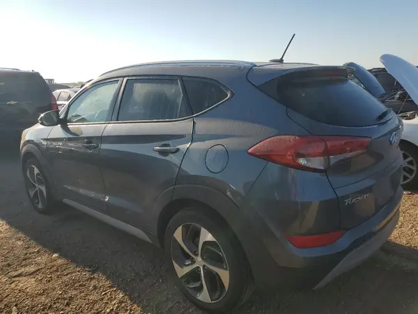 KM8J33A28HU381948 2017 HYUNDAI TUCSON - Image 2