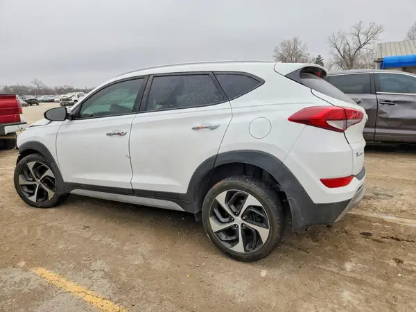 KM8J33A28HU386454 2017 HYUNDAI TUCSON - Image 2
