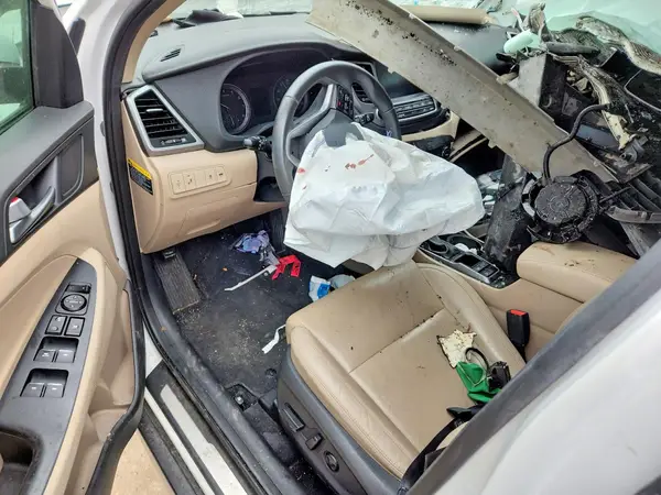 KM8J33A28HU386454 2017 HYUNDAI TUCSON - Image 8