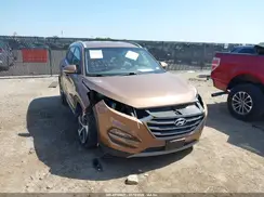 KM8J33A28HU390780 2017 HYUNDAI TUCSON