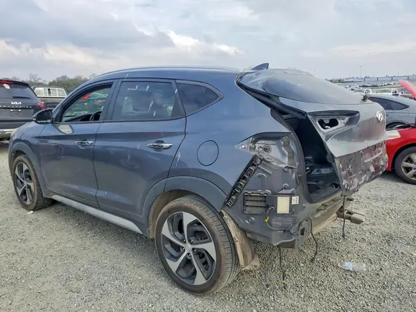 KM8J33A28HU454087 2017 HYUNDAI TUCSON - Image 2