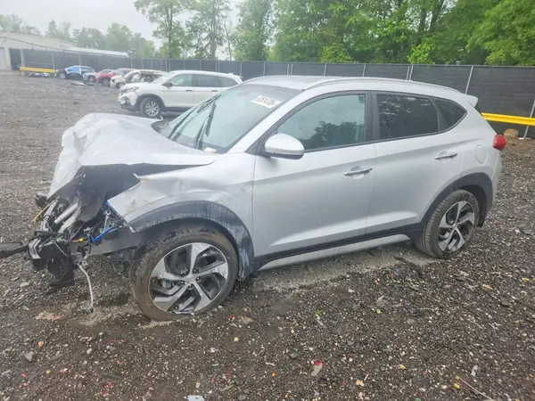 KM8J33A28HU476395 2017 HYUNDAI TUCSON - Image 1