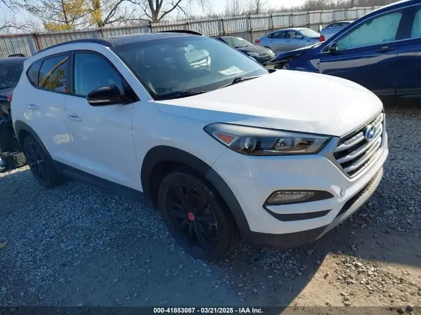 KM8J33A28HU533047 2017 HYUNDAI TUCSON - Image 1
