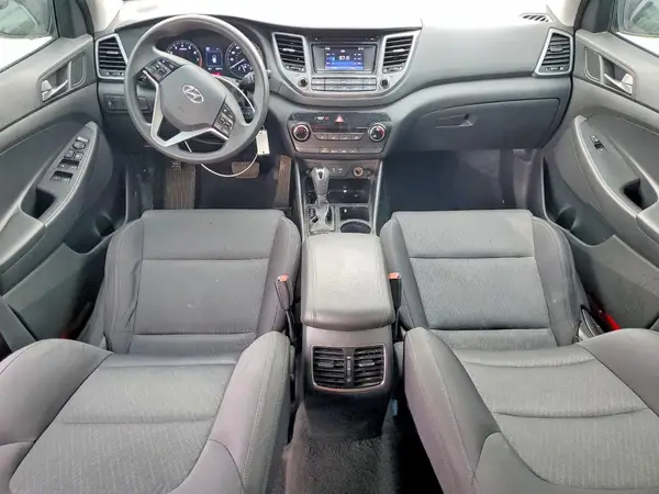 KM8J33A28HU540029 2017 HYUNDAI TUCSON - Image 8