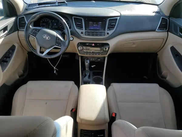 KM8J33A28HU567022 2017 HYUNDAI TUCSON - Image 8