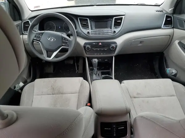 KM8J33A28HV308112 2017 HYUNDAI TUCSON - Image 8