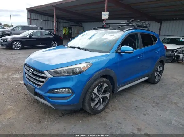 KM8J33A28JU626222 2018 HYUNDAI TUCSON - Image 2