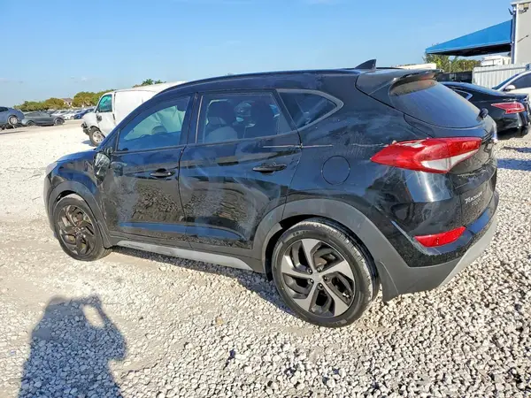 KM8J33A28JU688526 2018 HYUNDAI TUCSON - Image 2