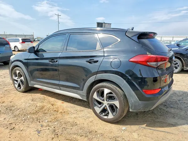 KM8J33A28JU719340 2018 HYUNDAI TUCSON - Image 2