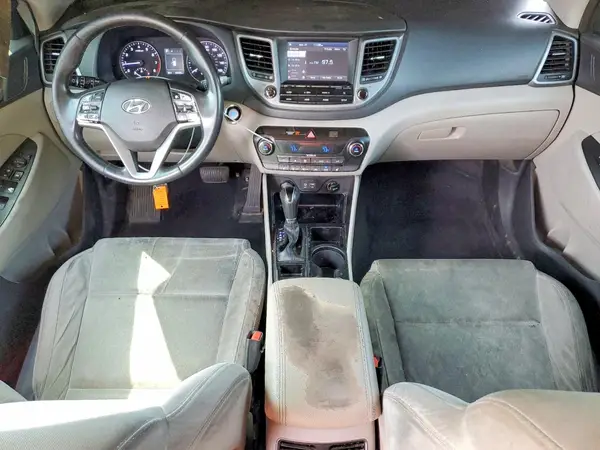 KM8J33A28JU719340 2018 HYUNDAI TUCSON - Image 8