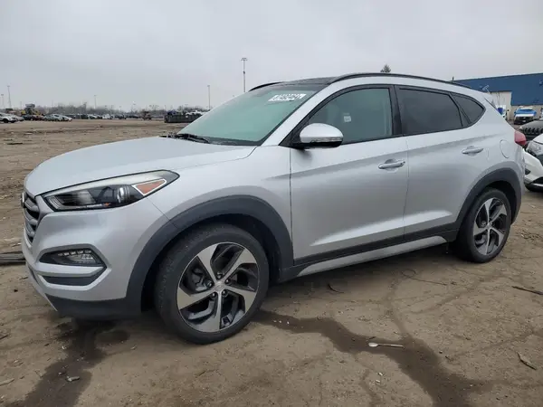 KM8J33A28JU748241 2018 HYUNDAI TUCSON - Image 1