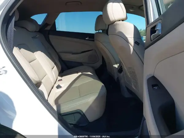 KM8J33A28JU749910 2018 HYUNDAI TUCSON - Image 8