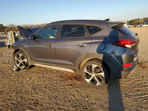 KM8J33A28JU751656 2018 HYUNDAI TUCSON - Image 2