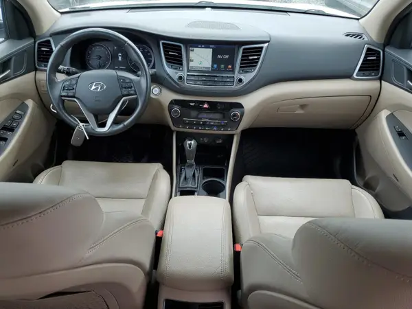 KM8J33A28JU767985 2018 HYUNDAI TUCSON - Image 8