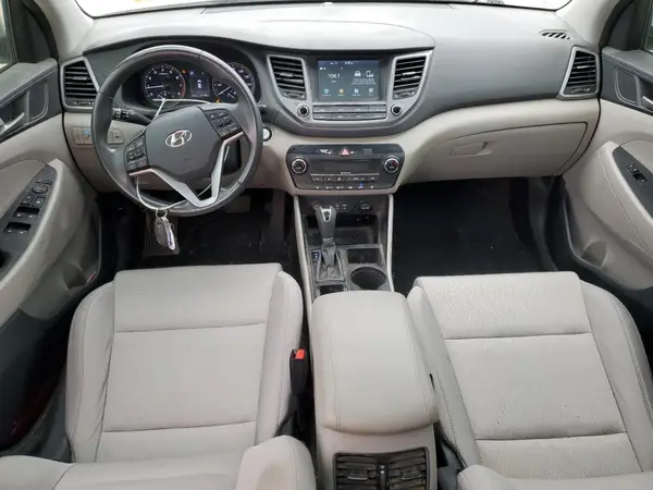 KM8J33A28JU804209 2018 HYUNDAI TUCSON - Image 8
