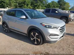 KM8J33A28JU804212 2018 HYUNDAI TUCSON