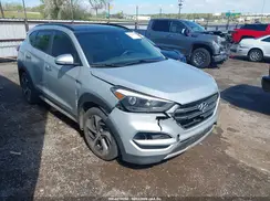 KM8J33A28JU822516 2018 HYUNDAI TUCSON