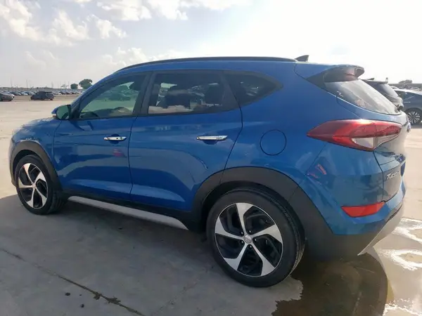 KM8J33A28JU833855 2018 HYUNDAI TUCSON - Image 2