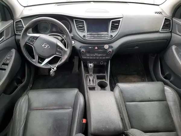 KM8J33A29GU024695 2016 HYUNDAI TUCSON - Image 8