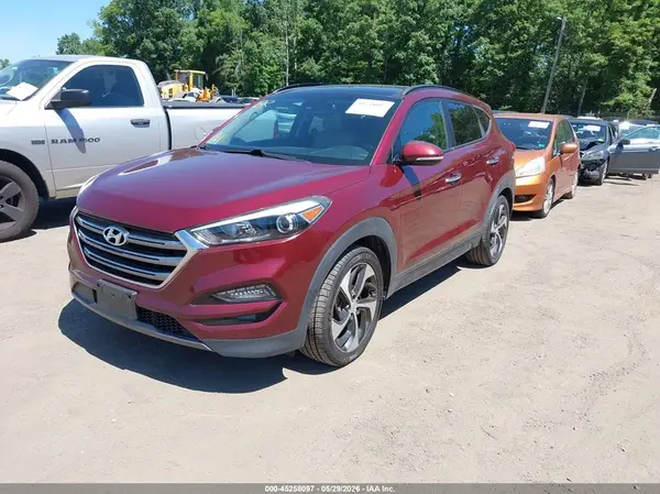 KM8J33A29GU025586 2016 HYUNDAI TUCSON - Image 2