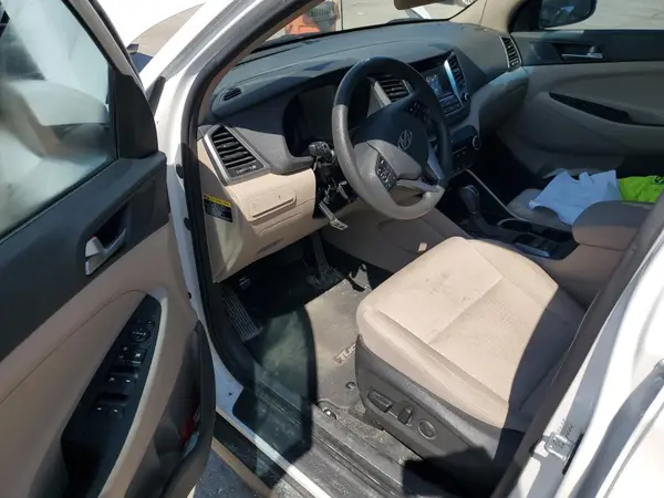 KM8J33A29GU028701 2016 HYUNDAI TUCSON - Image 8