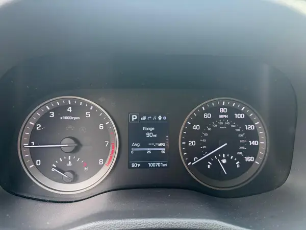 KM8J33A29GU030237 2016 HYUNDAI TUCSON - Image 8