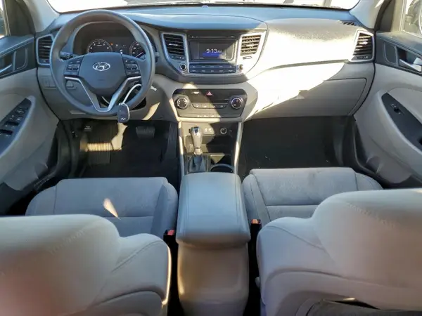 KM8J33A29GU047720 2016 HYUNDAI TUCSON - Image 8