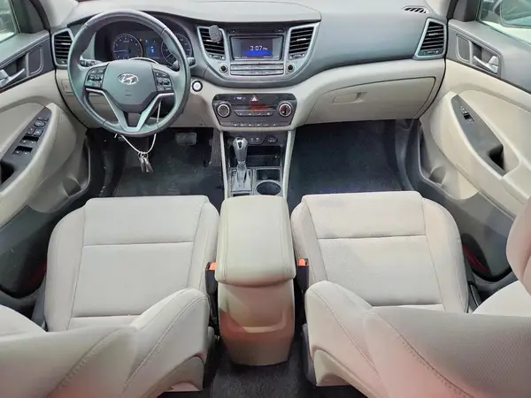 KM8J33A29GU048835 2016 HYUNDAI TUCSON - Image 8
