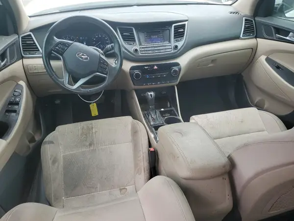 KM8J33A29GU061049 2016 HYUNDAI TUCSON - Image 8