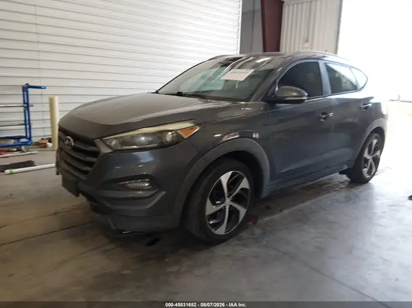 KM8J33A29GU069183 2016 HYUNDAI TUCSON - Image 2