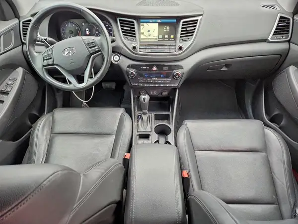 KM8J33A29GU104630 2016 HYUNDAI TUCSON - Image 8