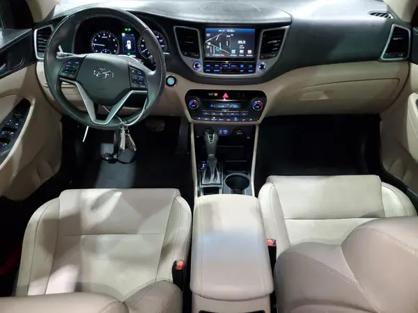 KM8J33A29GU111318 2016 HYUNDAI TUCSON - Image 8