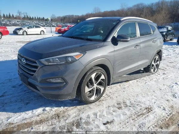 KM8J33A29GU111917 2016 HYUNDAI TUCSON - Image 2